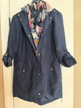 Vero Moda Women's Deep Blue Utility Jacket/flower scarf